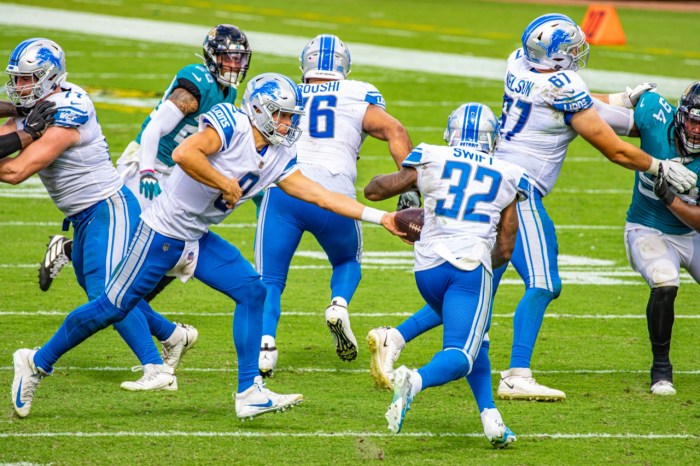 Detroit lions trivia questions and answers